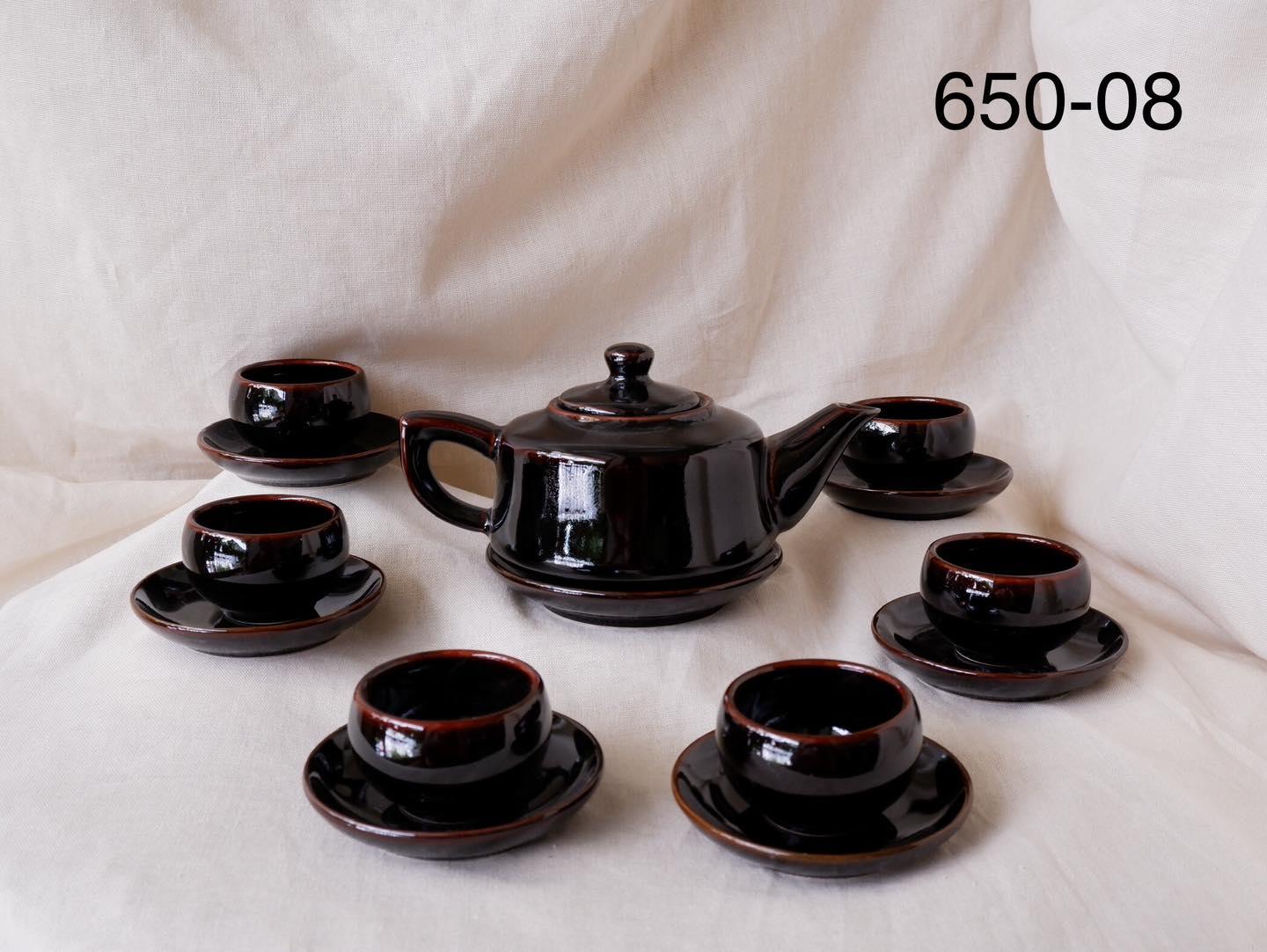 Ceramic Tea Set Timeless Elegance for Refined Tea Experience