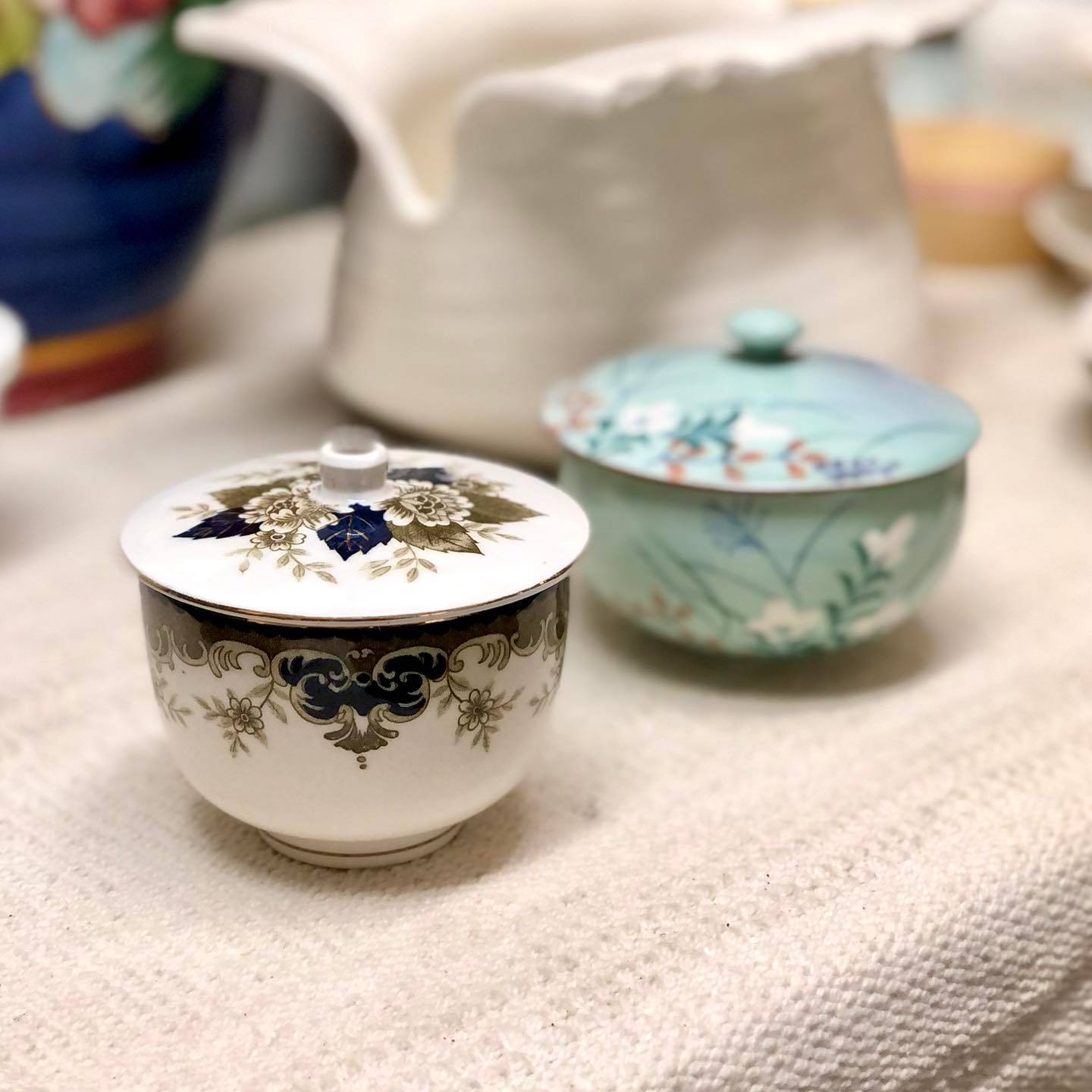 Lidded Tea Cup Ceramic Elegance for Modern Tea Experience