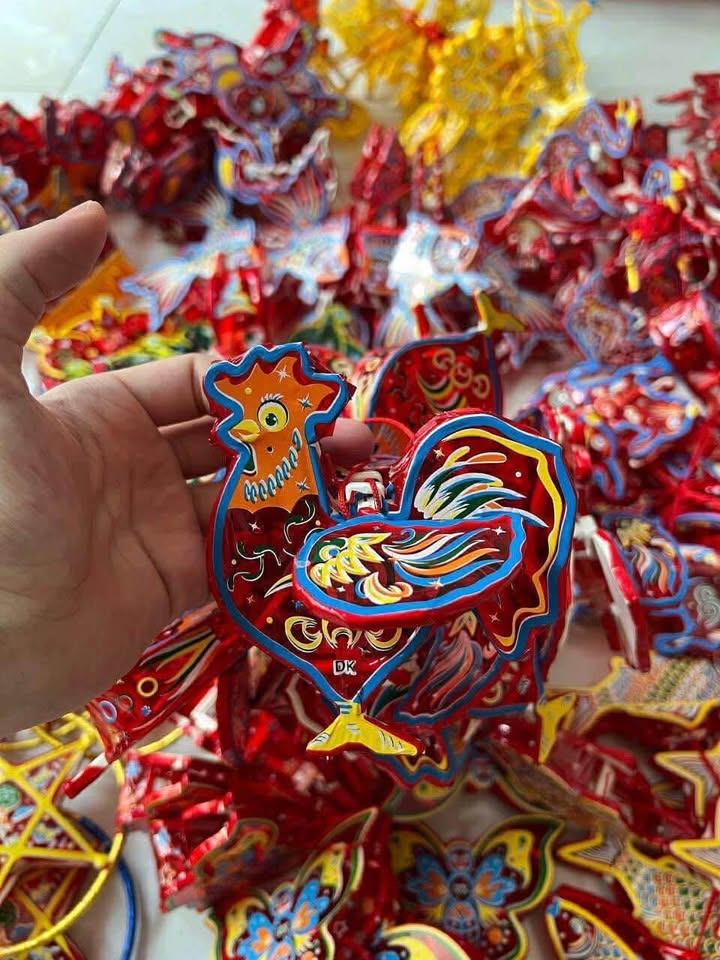 Vietnam Traditional Mid-Autumn Lanterns – Timeless Handcrafted Designs for Global Markets