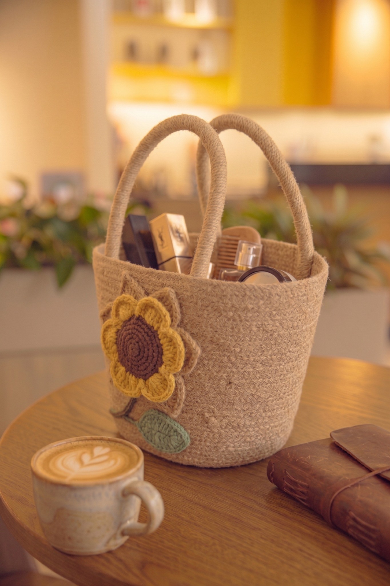 Beautiful Seagrass Beach Bag Perfect for Stylish Summer Escapes