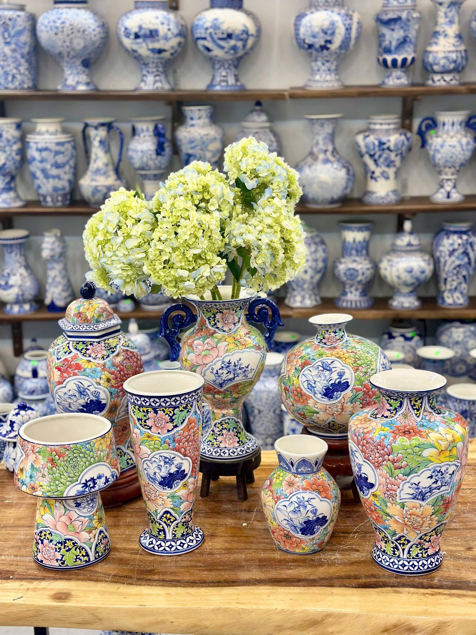 From Heritage to High-End: Bat Trang Ceramic Vases in Global Design Trends