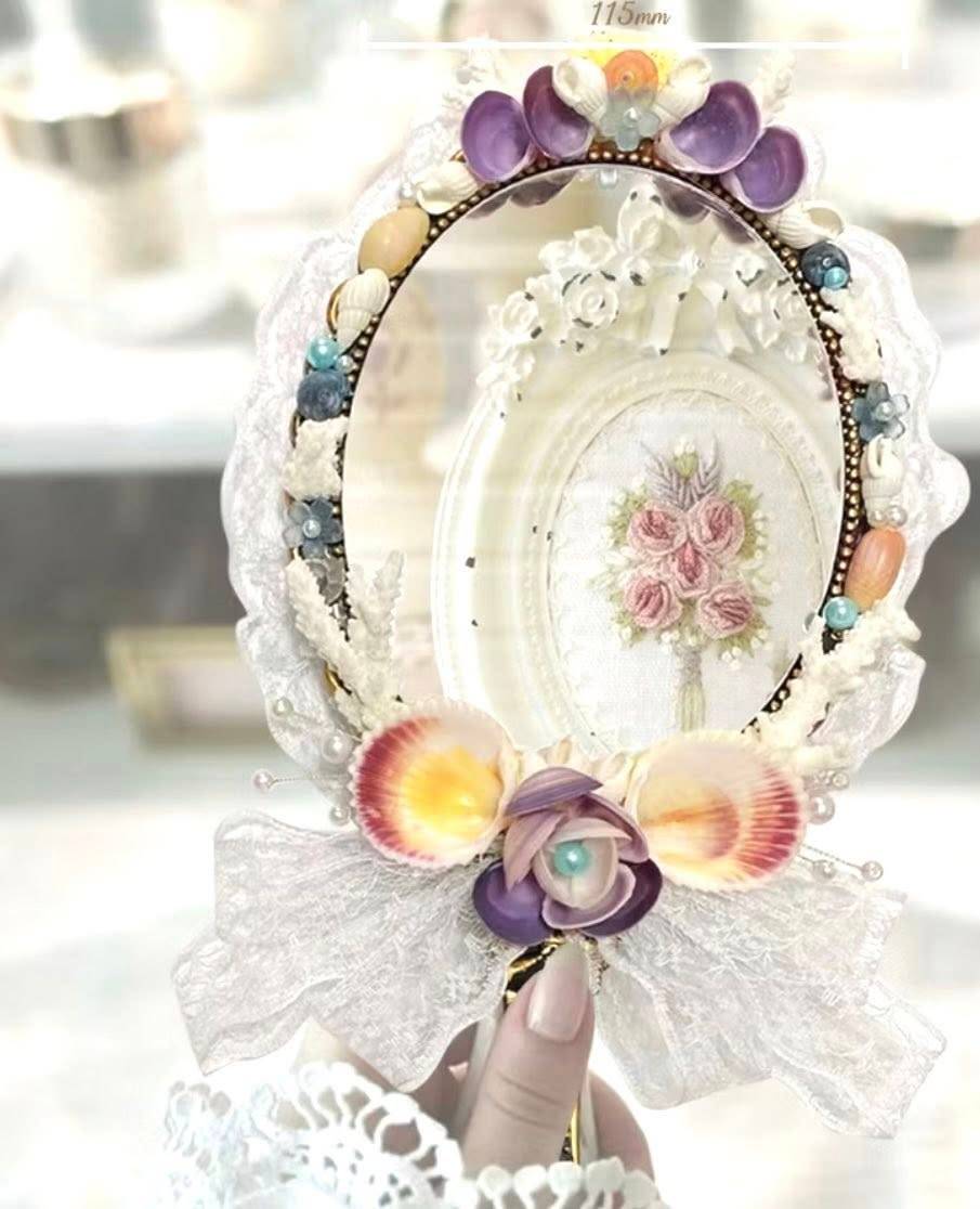 Handcrafted Seashell Hand Mirrors: Artistic & Elegant Decorative Accessories from Vietnam