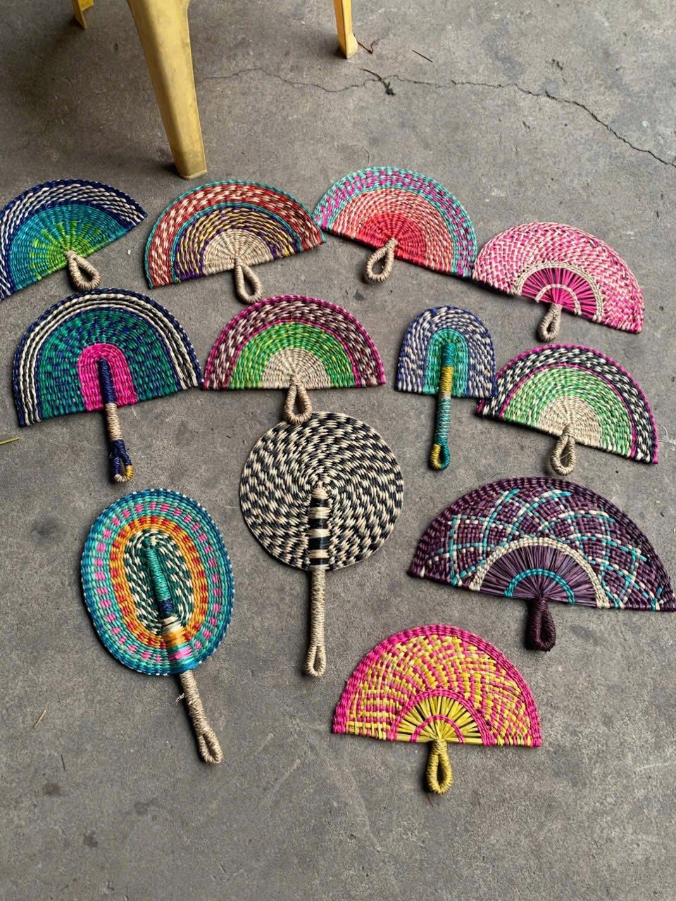 Vietnamese Handmade Fans from Rush and Sedge: Versatile Eco-Friendly Crafts for Global Markets
