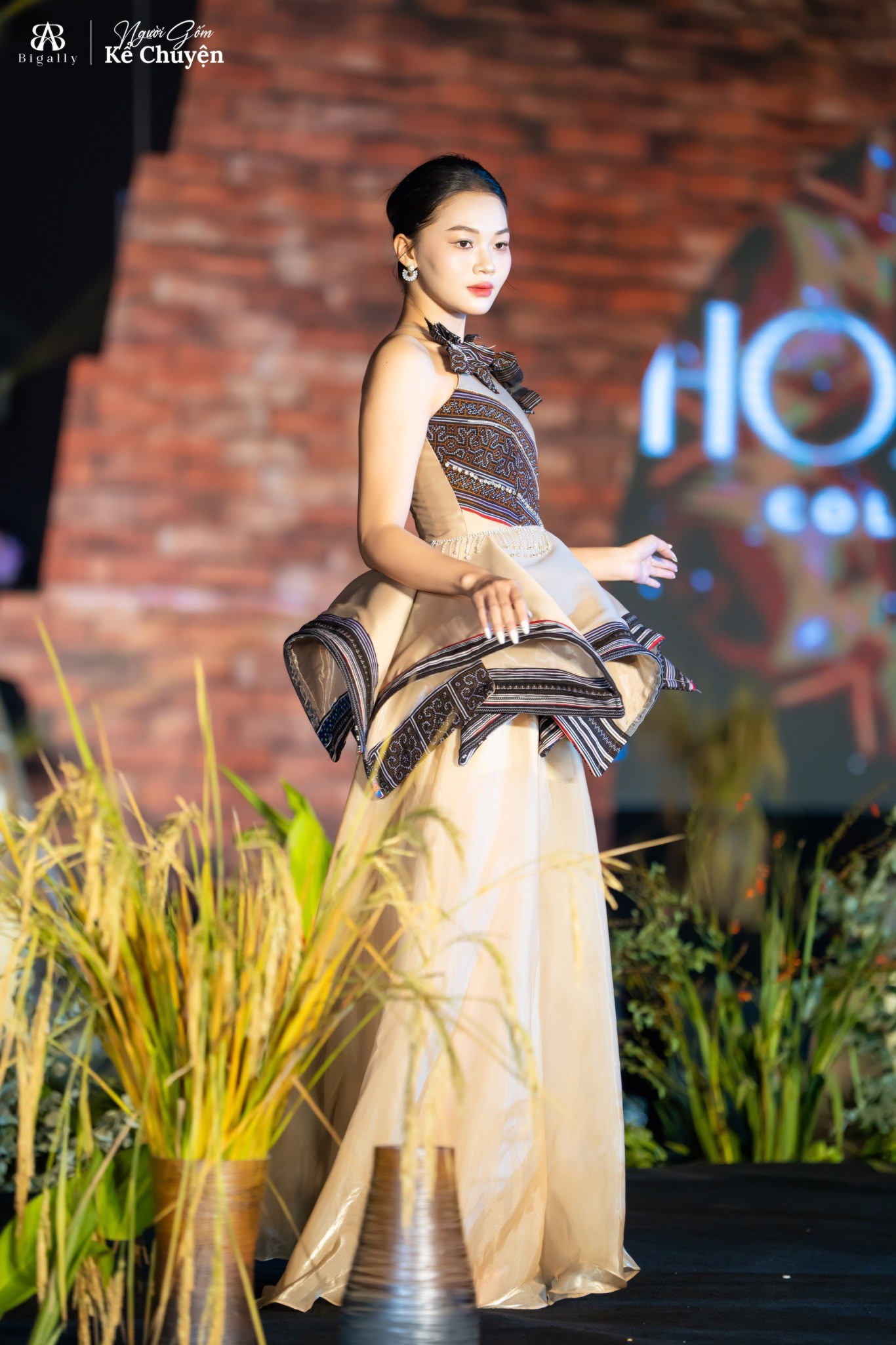 Vietnamese Brocade (Thổ Cẩm): Ethnic Heritage Weaving Its Way into Global Fashion and Décor Markets