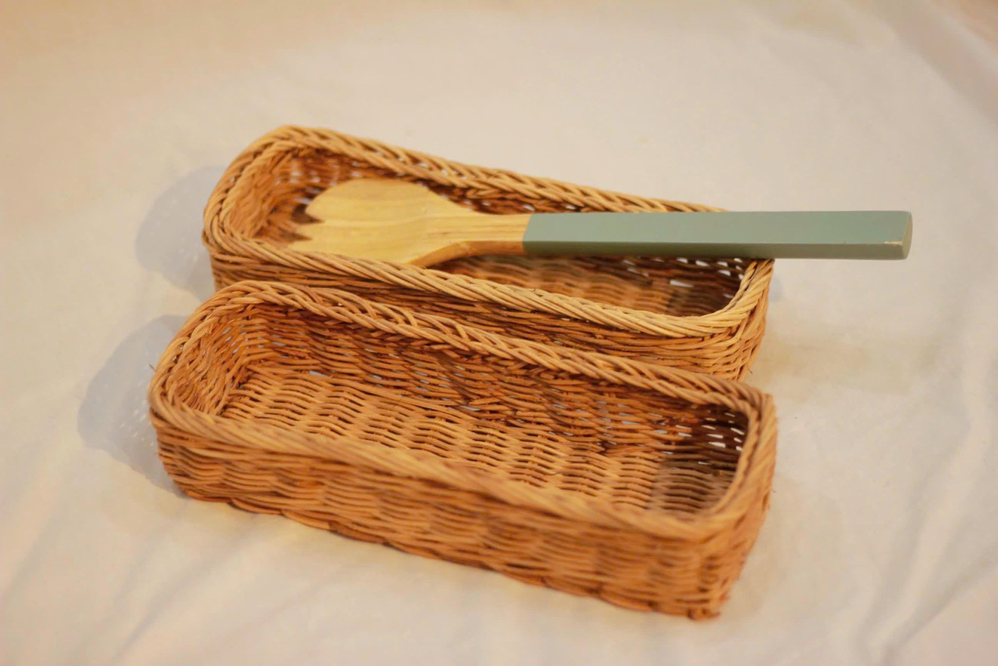 Vietnam Rattan Trays & Cutlery Holders – Natural Elegance for Modern Dining