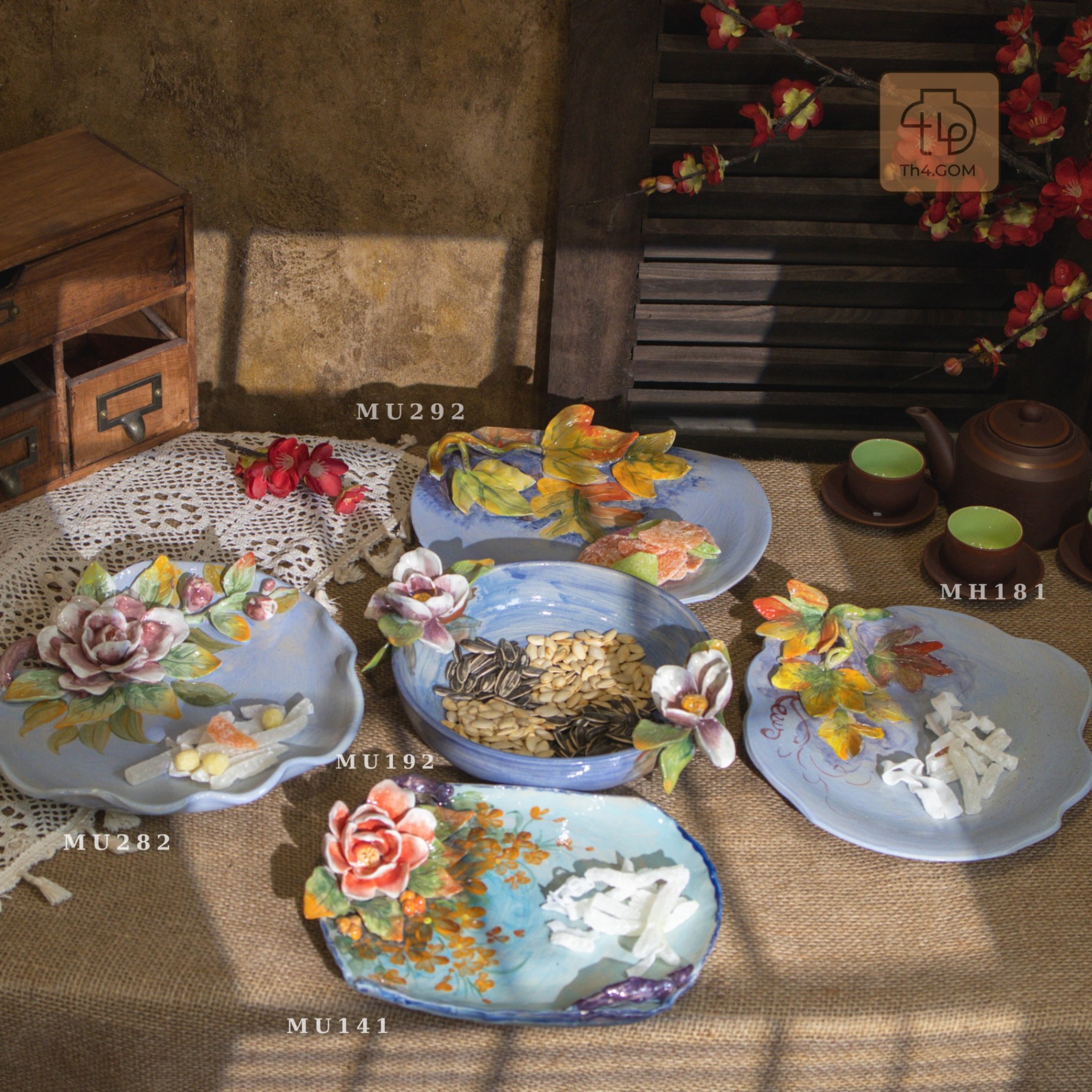 Decorative Ceramic Plates - Artistic Elegance for Global Home Decor Markets