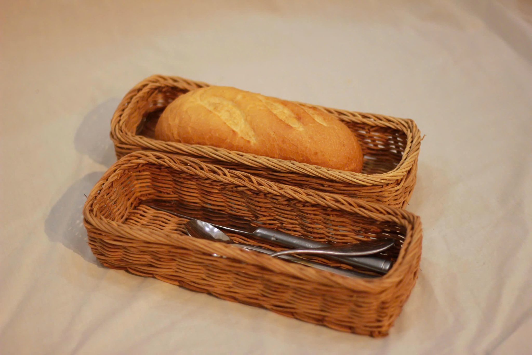 Vietnam Rattan Trays & Cutlery Holders – Natural Elegance for Modern Dining