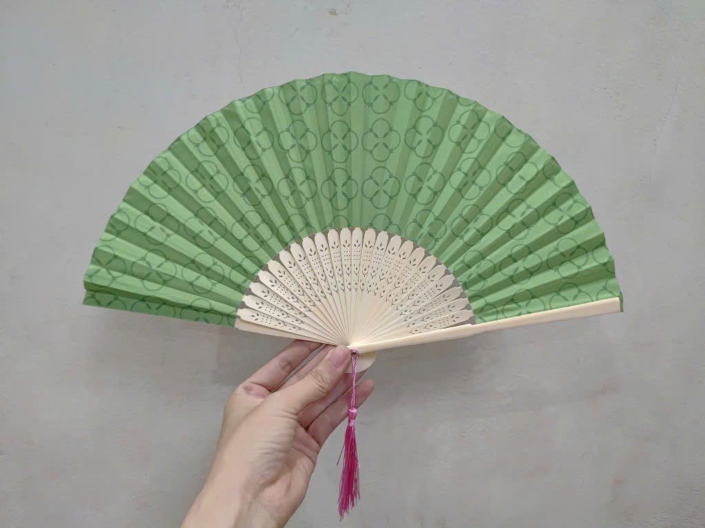 Custom Hand Painted Paper Fan Traditional Art for Elegant Lifestyle and Cultural Gifts