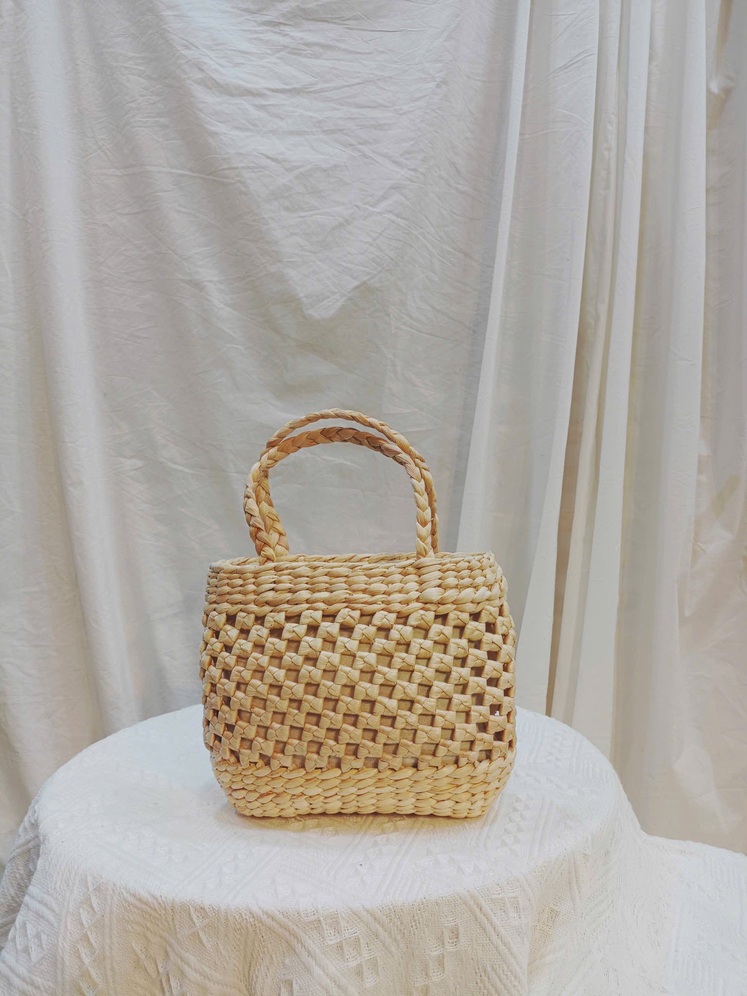 Vietnam Water Hyacinth Bags – Sustainable Fashion with Authentic Craftsmanship