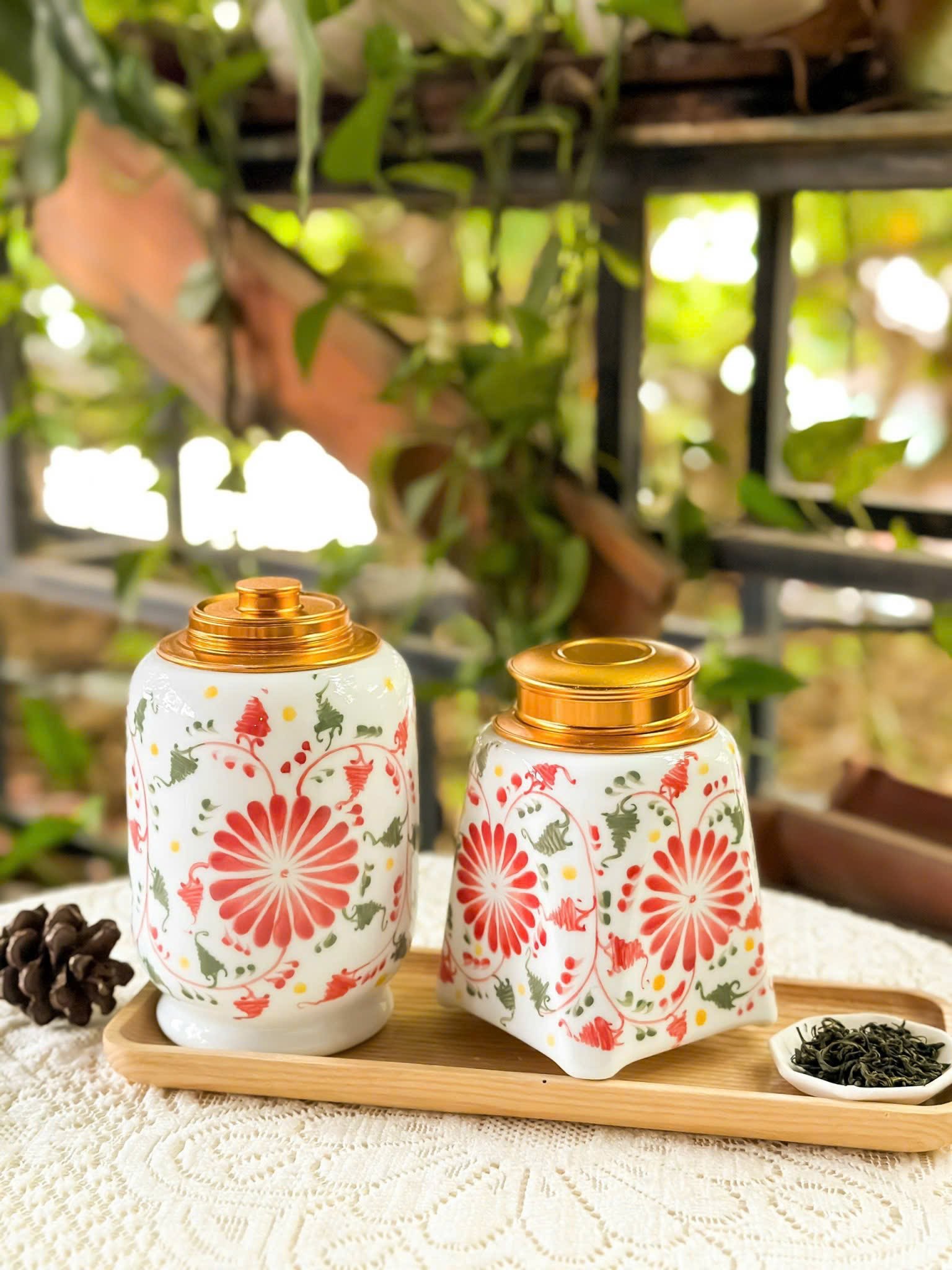 Bat Trang Ceramic Tea, Candy & Jam Jars: Preserving Vietnamese Elegance for Global Homes