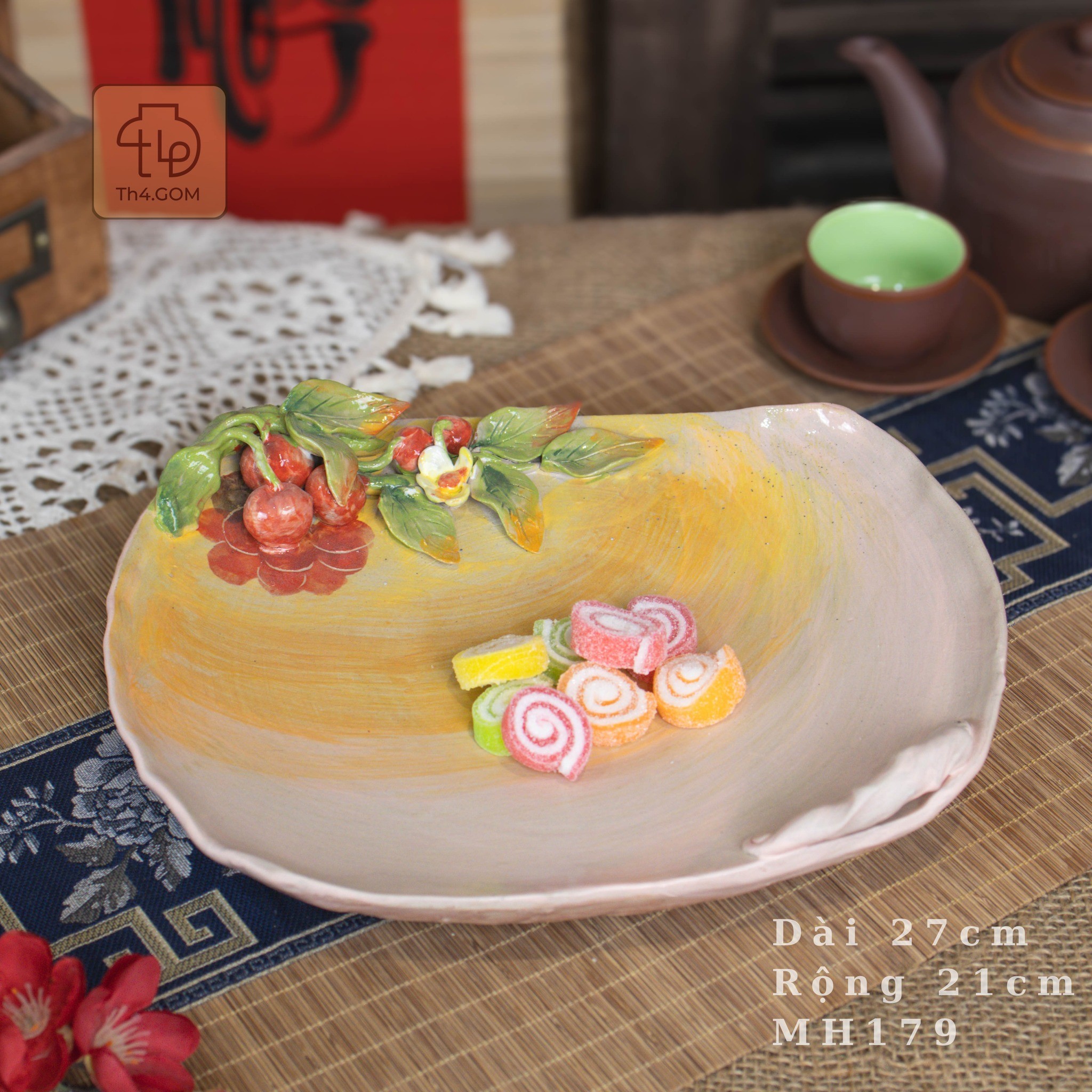 Decorative Ceramic Plates - Artistic Elegance for Global Home Decor Markets