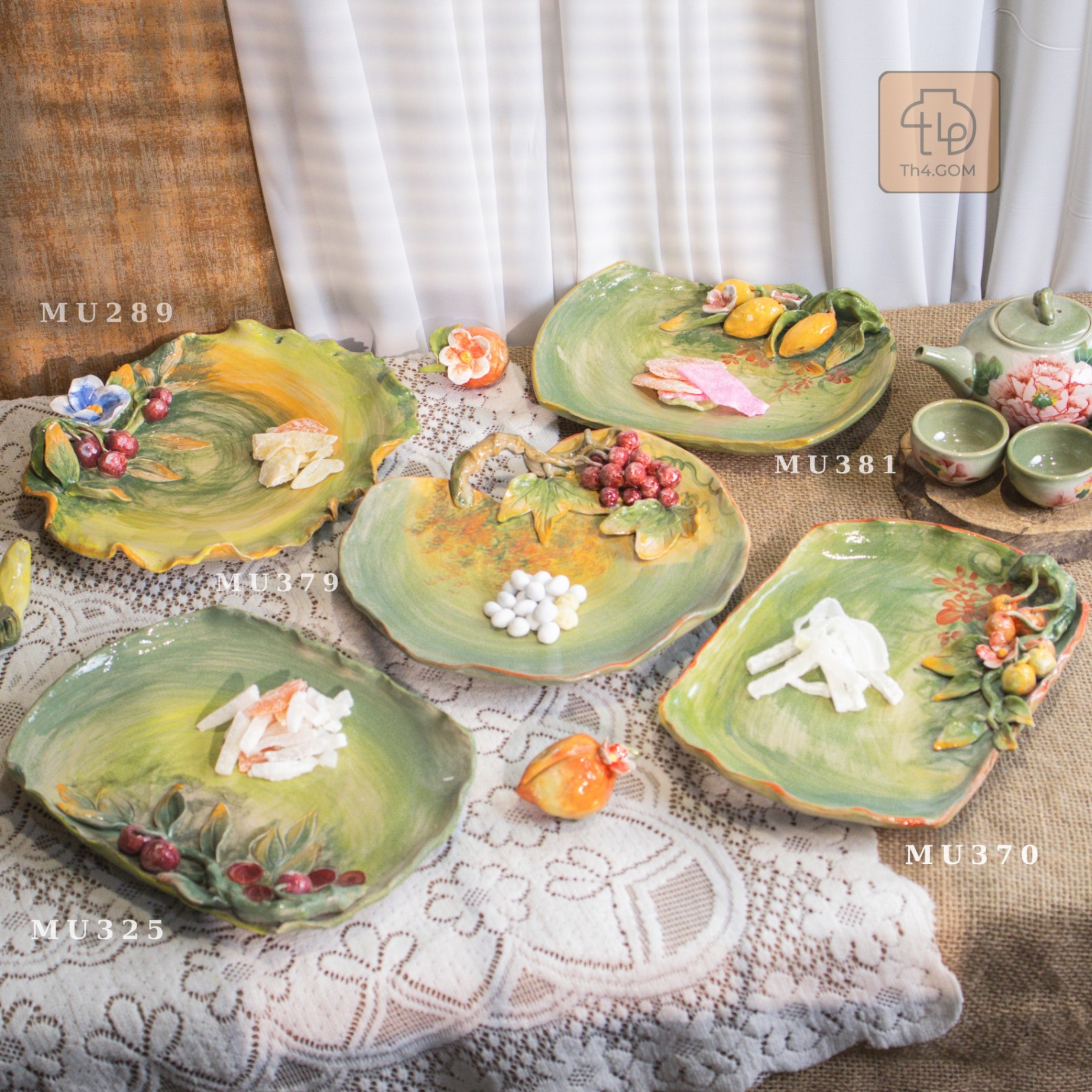 Decorative Ceramic Plates - Artistic Elegance for Global Home Decor Markets